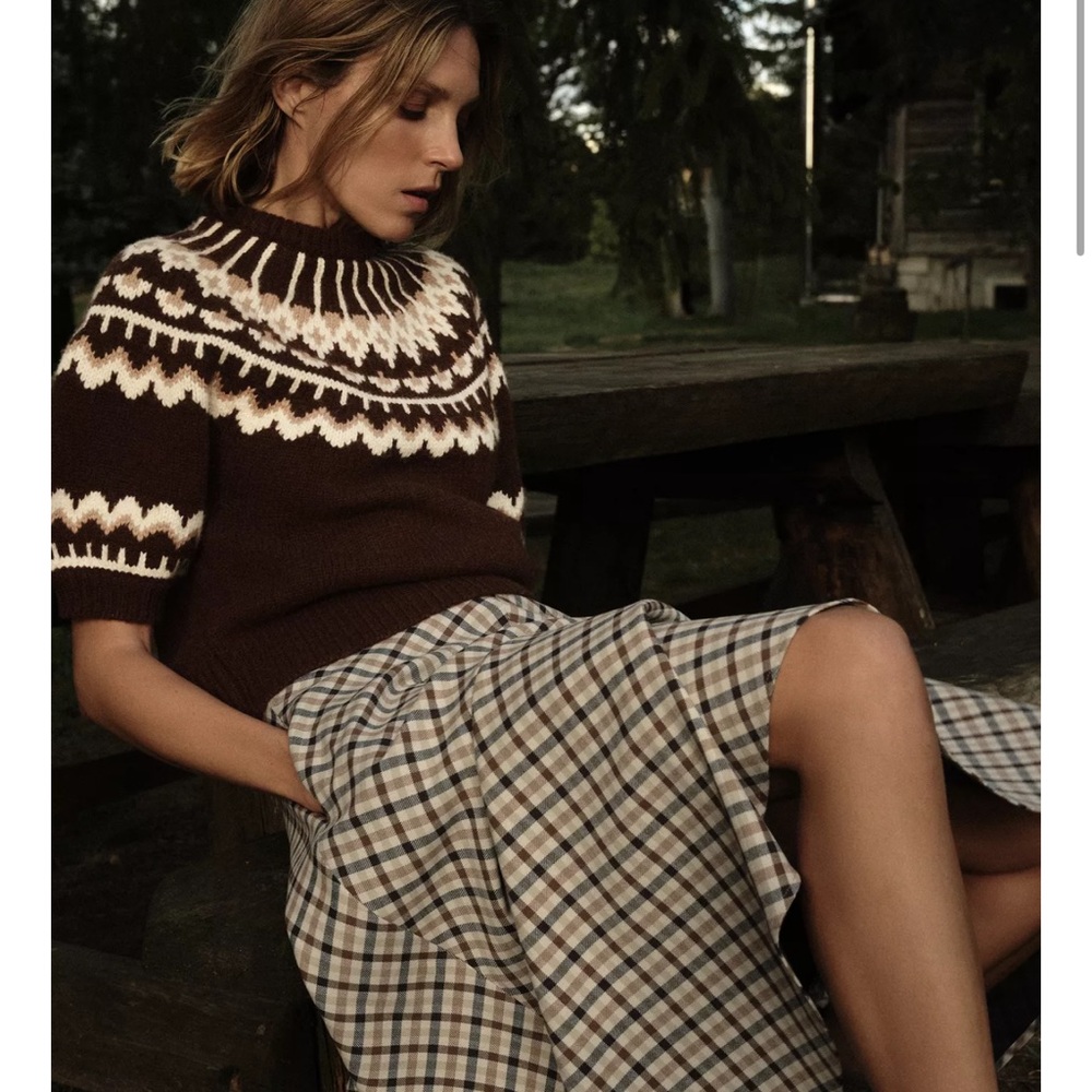 ZAR SHORT SLEEVE JACQUARD KNIT SWEATER